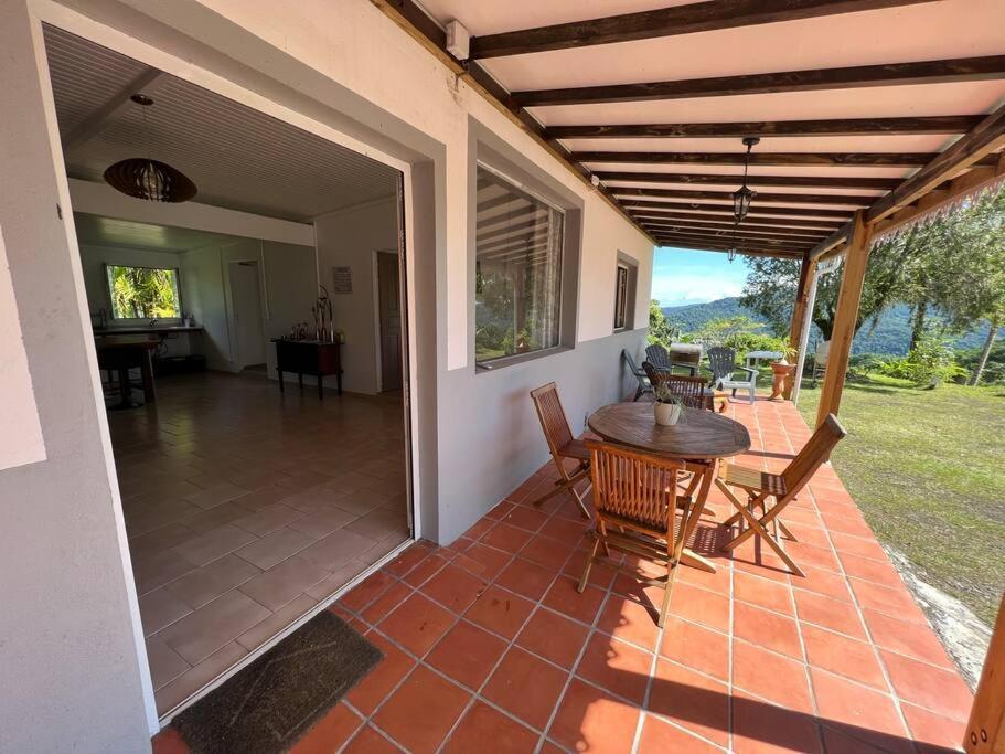 972B-Coin De Verdure Au Pied De La Montagne Pelee Le Morne-Rouge Dış mekan fotoğraf